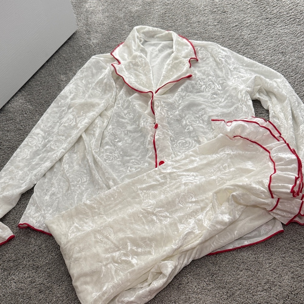 SHEIN White Pajama Set with Red Accents